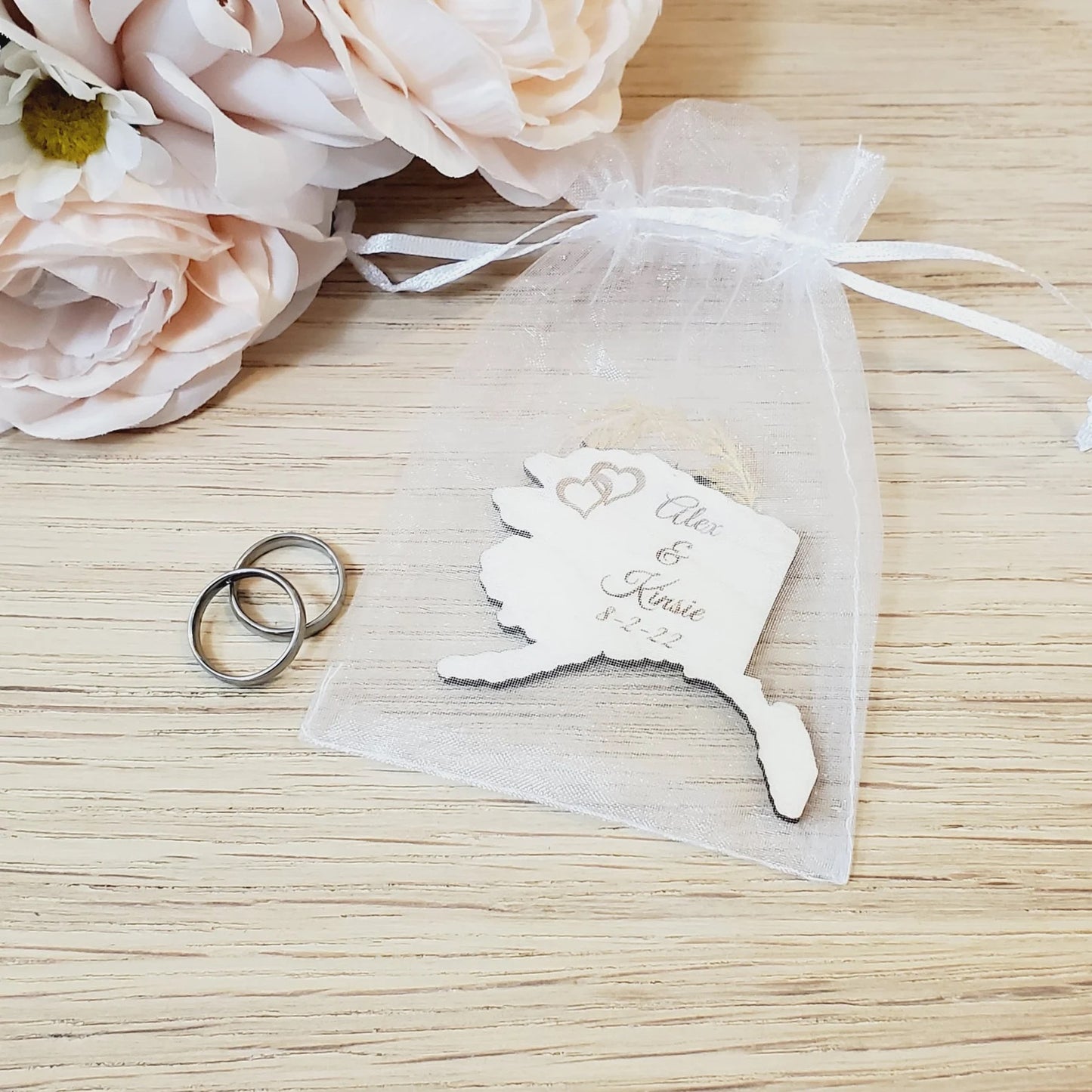 Gift wrap for State Engraved Personalized Wedding Party Favor Magnet